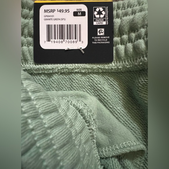 GAP Granite Green FT 7” Shorts - Picture 3 of 8